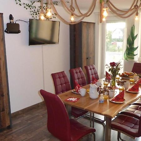 Ferienwohnung Jungle Adventure 군즈부르크 외부 사진
